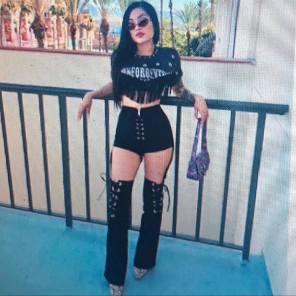Cut out pants